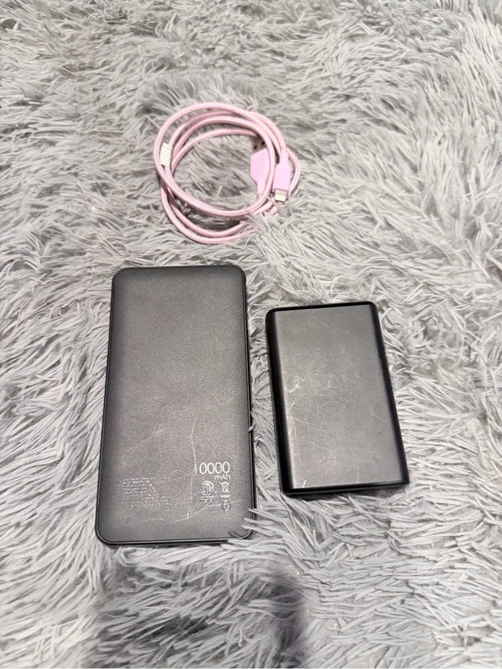 Bundle of Portable Power Bank & a - Universal Mobile Charger - Picture 3 of 3